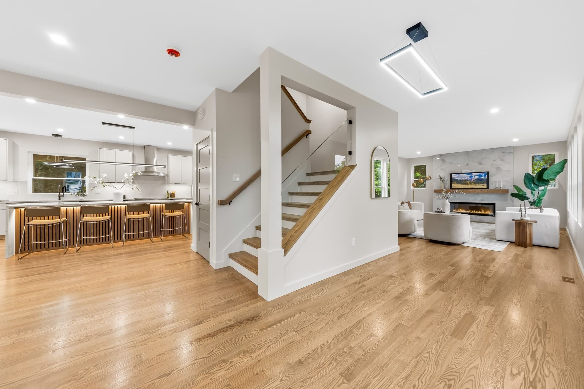 Single Family Residence at 95 Grandview Rd, Arlington MA 02476, Arlington, photo 6 of 42