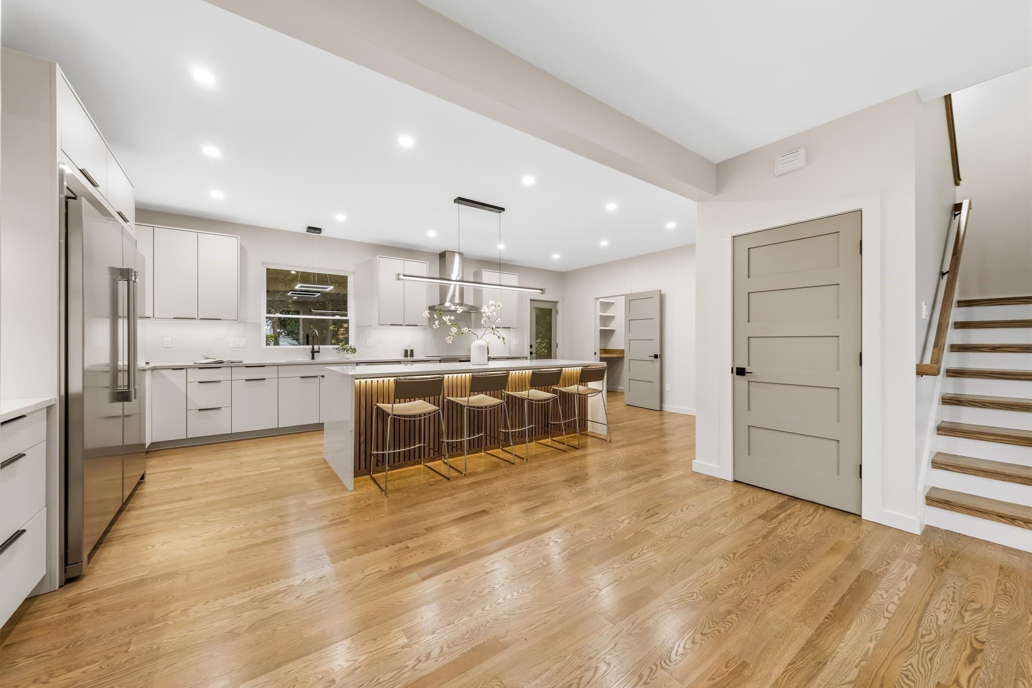 Single Family Residence at 95 Grandview Rd, Arlington MA 02476, Arlington, photo 7 of 42