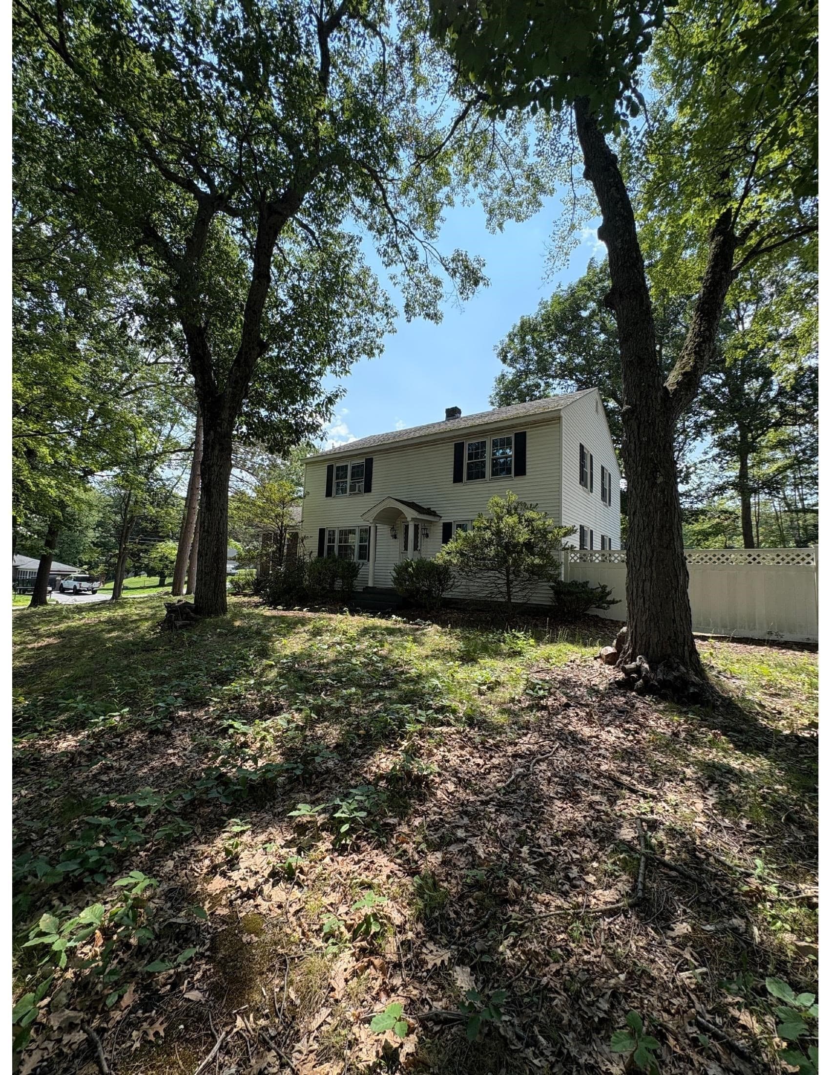 Single Family Residence at 485 Central Street, Leominster MA 01453, photo 2 of 23