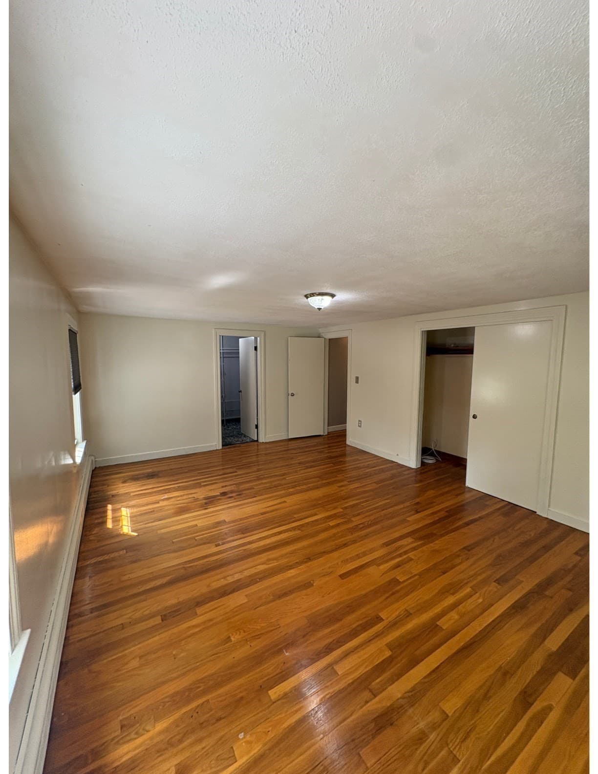 Single Family Residence at 485 Central Street, Leominster MA 01453, photo 10 of 23