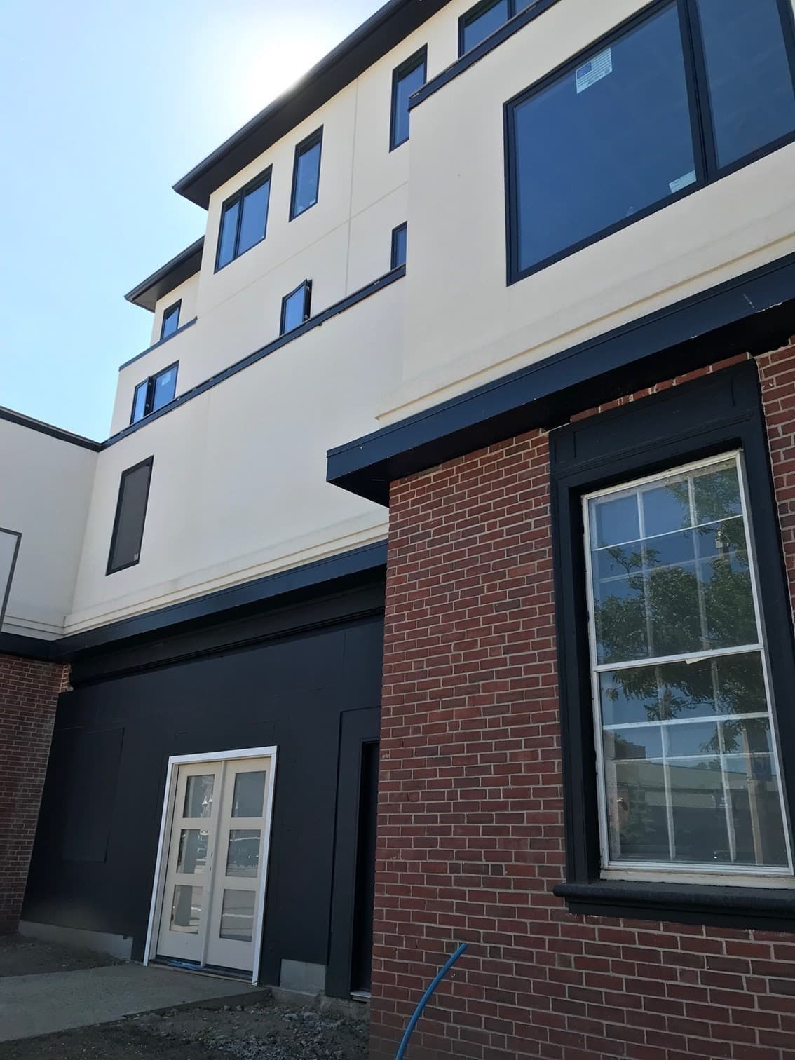 Condominium at 979 Main St # 4, Walpole MA 02081, photo 3 of 4