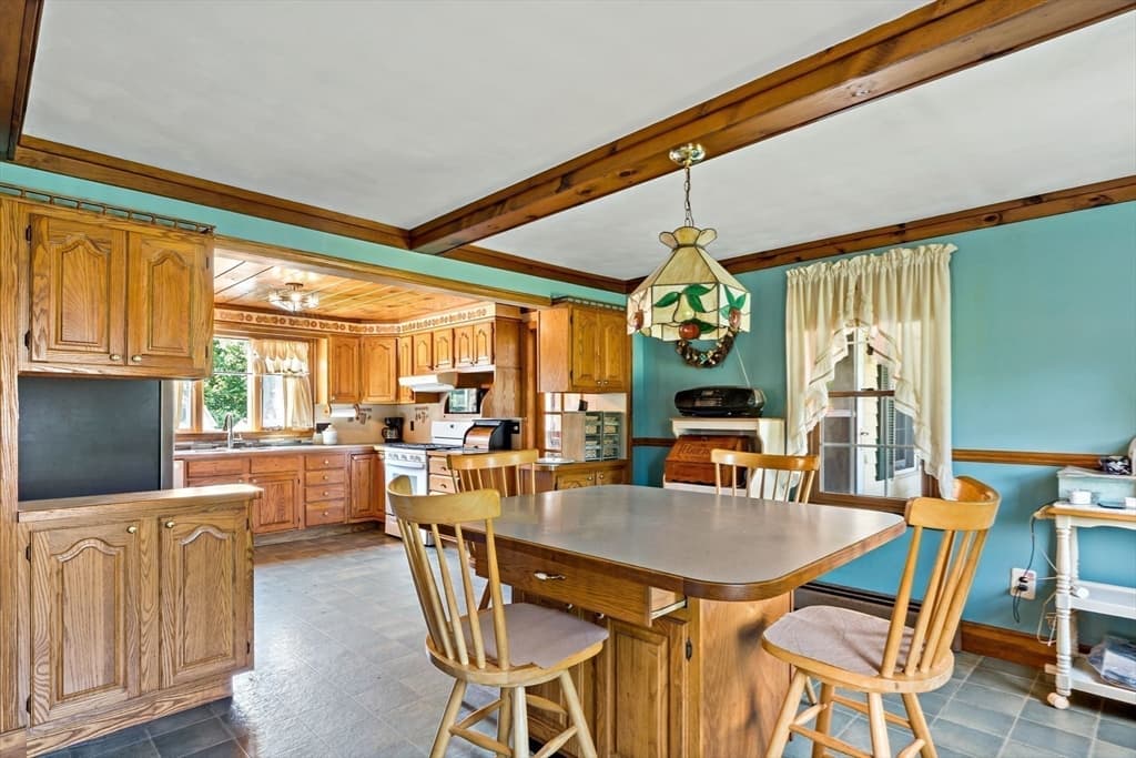Single Family Residence at 842 Wood Street, Swansea MA 02777, Swansea, photo 13 of 42