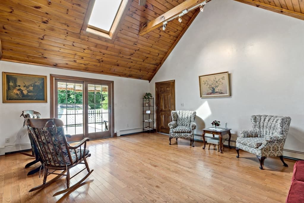 Single Family Residence at 842 Wood Street, Swansea MA 02777, Swansea, photo 7 of 42