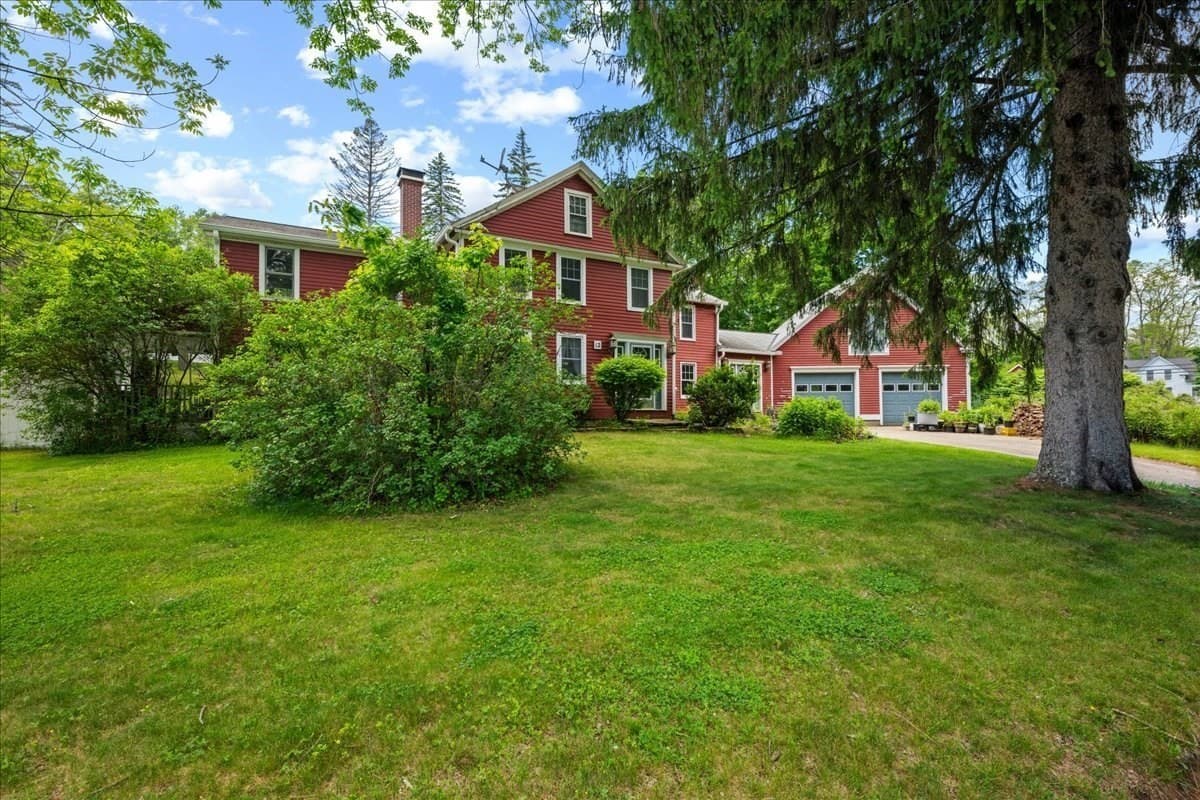 Single Family Residence at 12 Mill Stone Rd, West Brookfield MA 01585, West Brookfield, photo 3 of 41