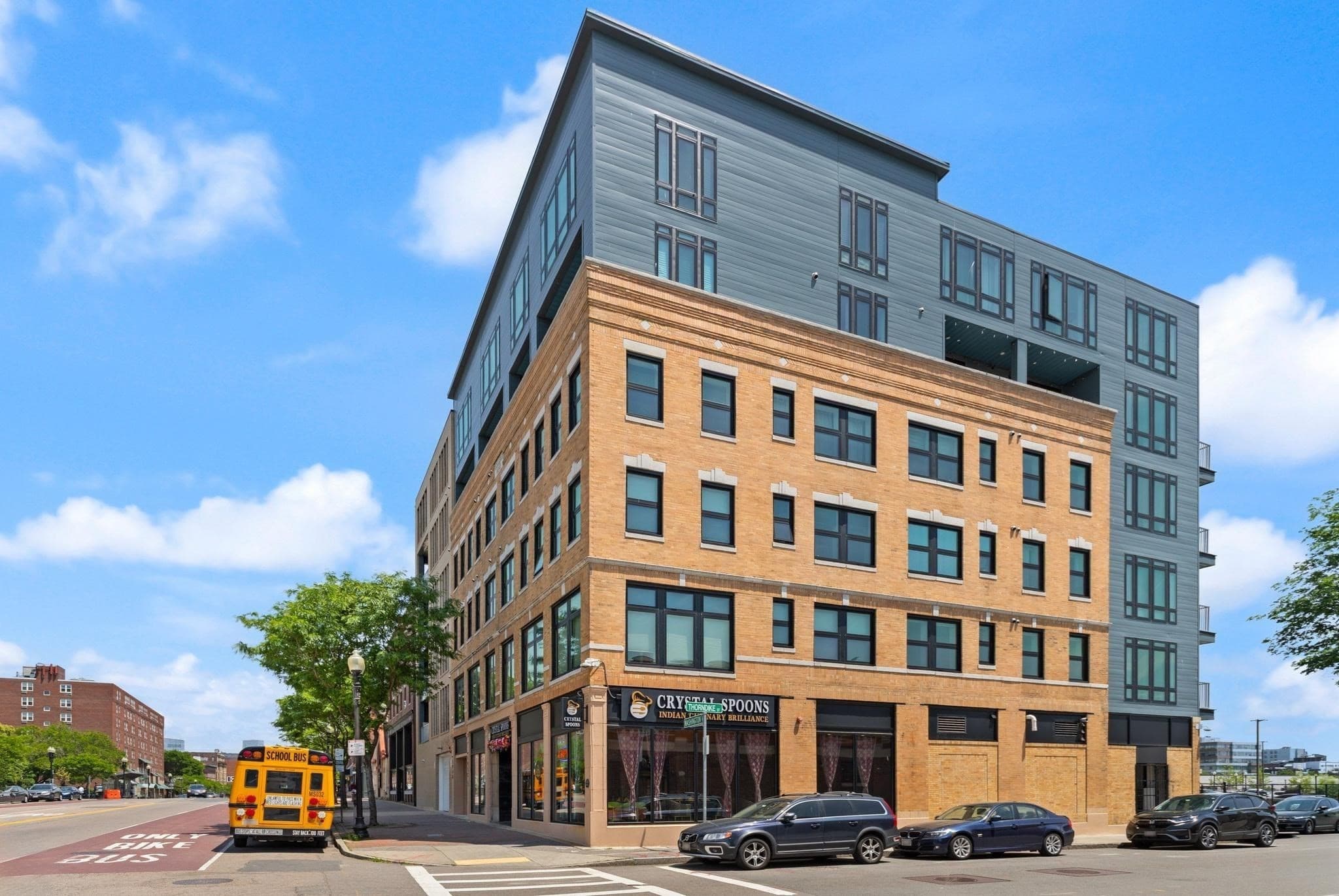 Condominium at 1948-1950 Washington St # 2G, Boston MA 02118, photo 2 of 20