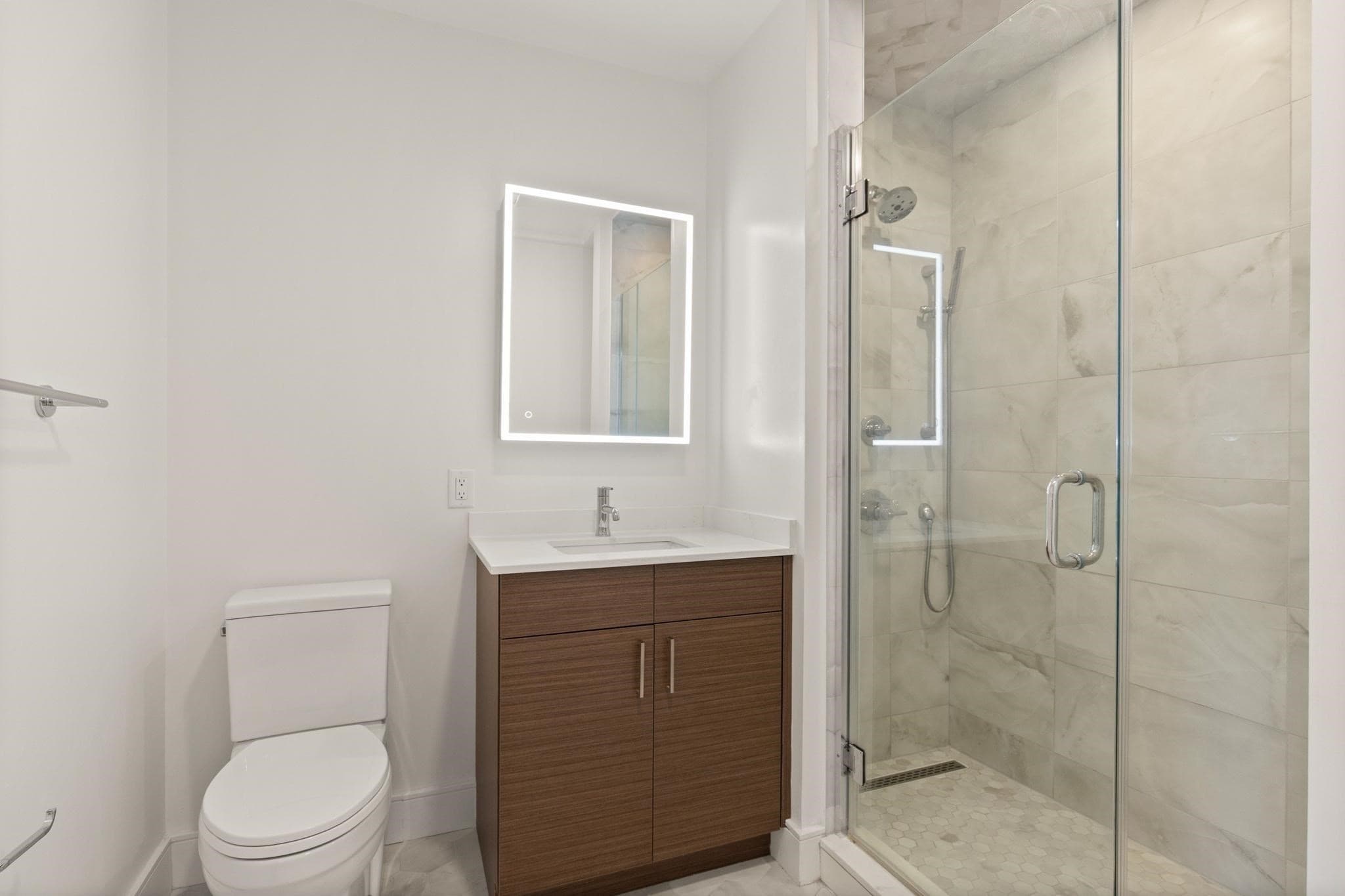 Condominium at 1948-1950 Washington St # 2G, Boston MA 02118, photo 7 of 20