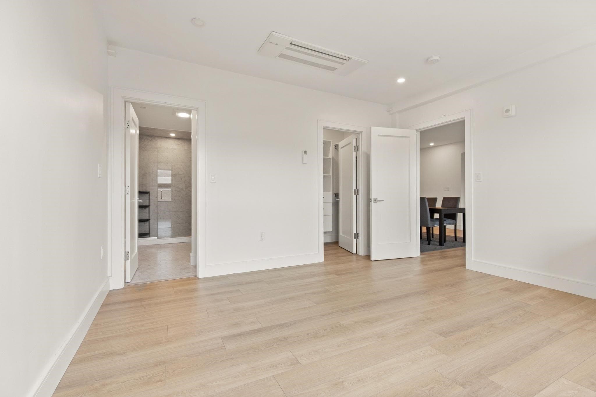 Condominium at 1948-1950 Washington St # 2G, Boston MA 02118, photo 10 of 20