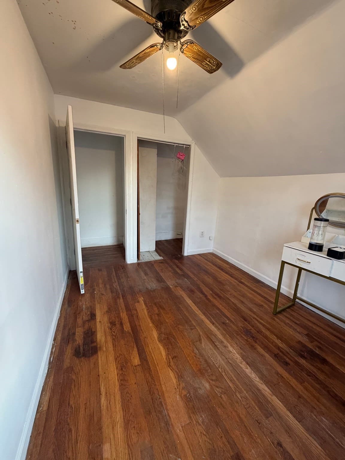 Single Family Residence at 26 Glenwood St, Lynn MA 01902, photo 8 of 9