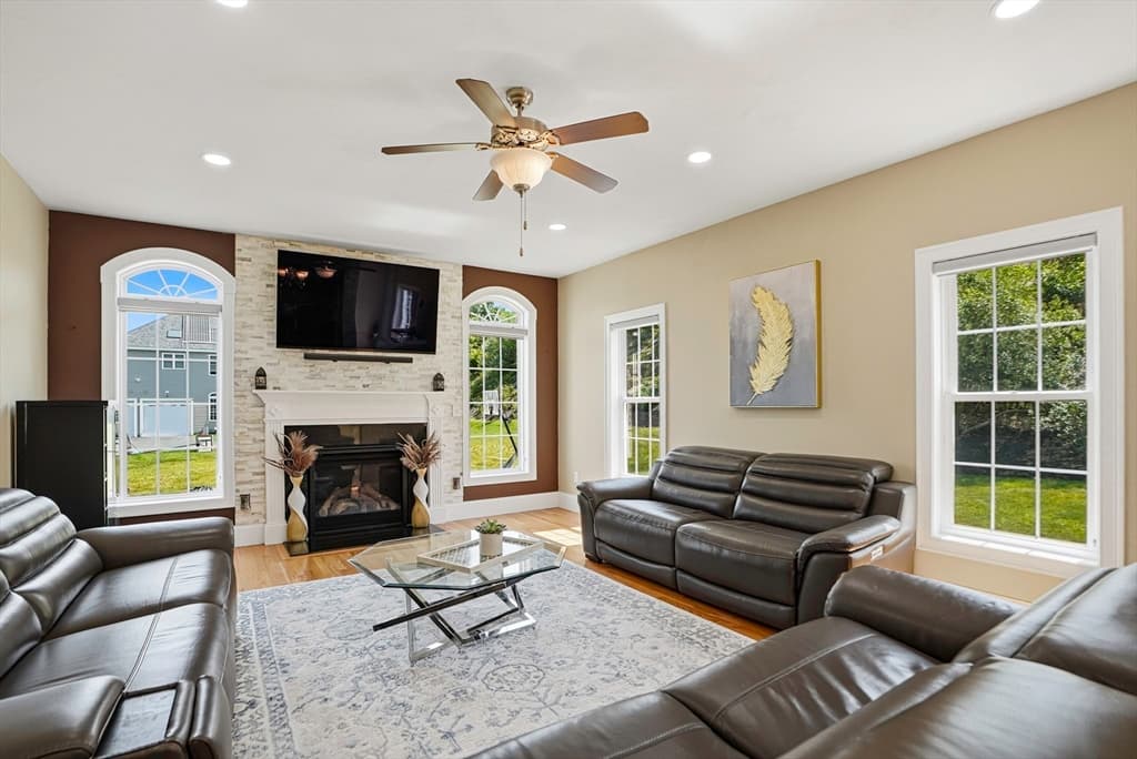 120 Mohawk Path, Holliston MA 01746 photo 12