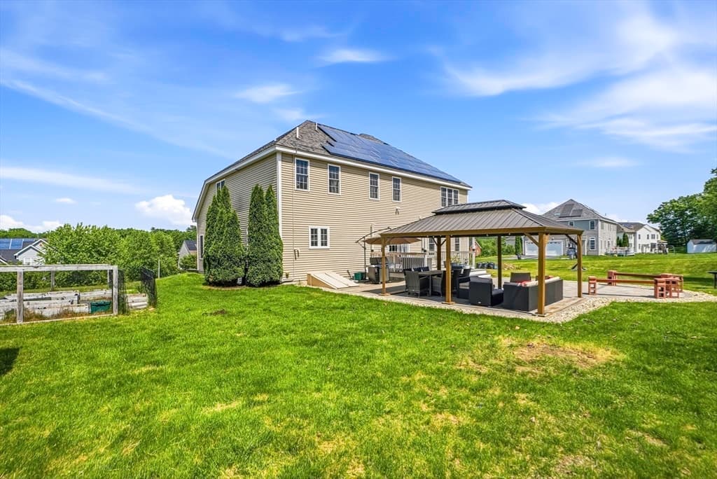120 Mohawk Path, Holliston MA 01746 photo 3