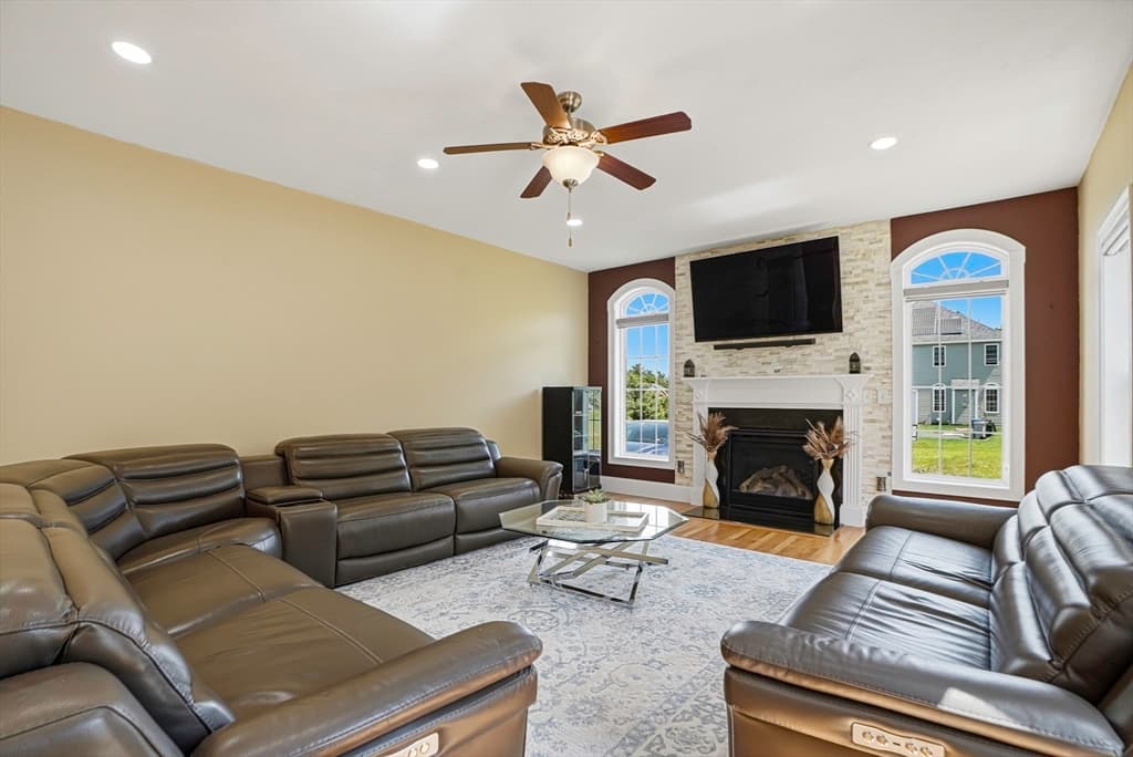 120 Mohawk Path, Holliston MA 01746 photo 5