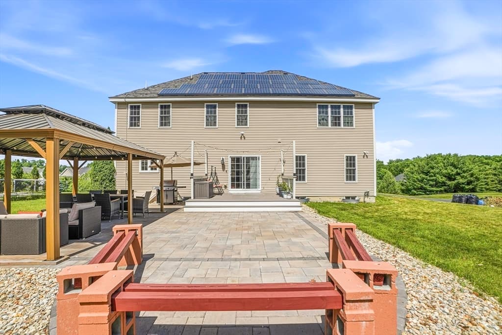 120 Mohawk Path, Holliston MA 01746 photo 9
