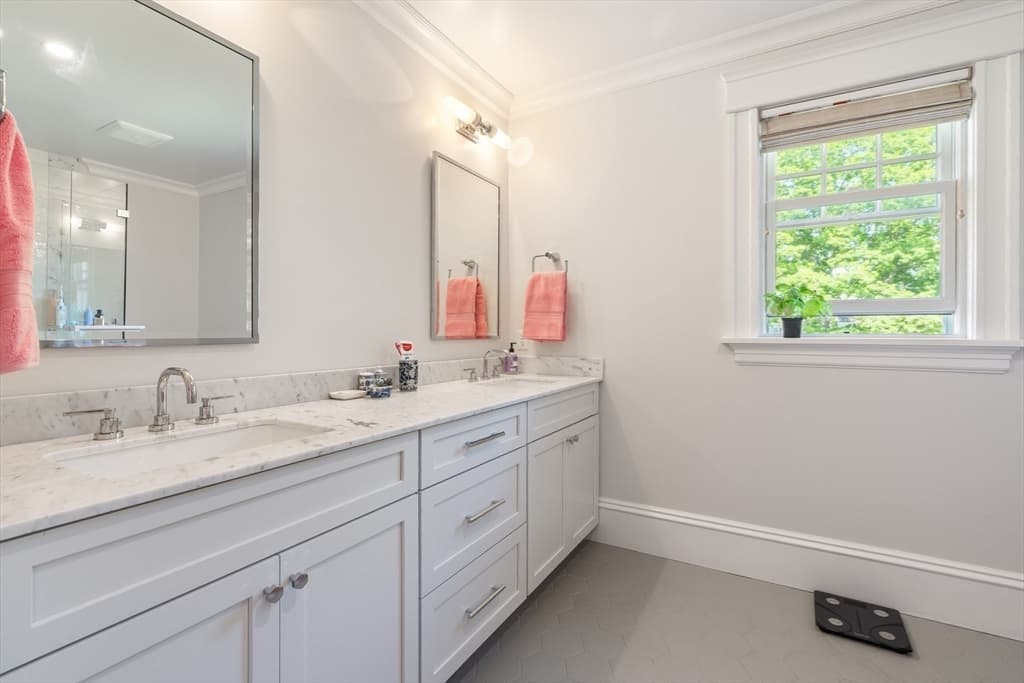 Single Family Residence at 15 Proctor St, Manchester MA 01944, Manchester, photo 27 of 42