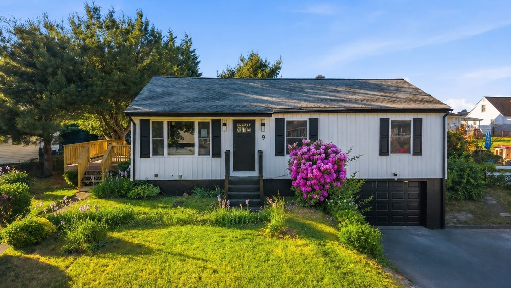9 San Juan Dr, Bristol RI 02809
