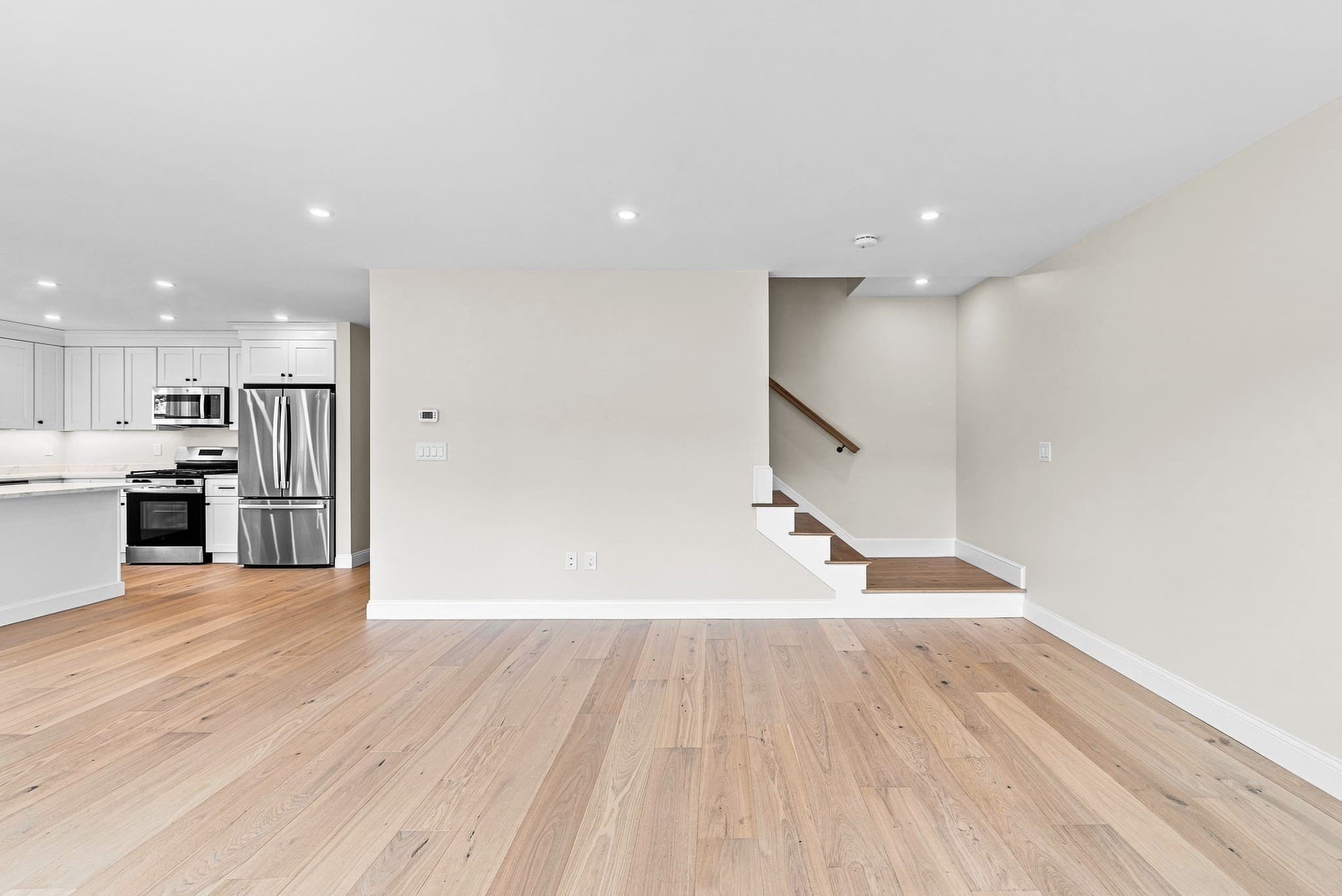 Single Family Residence at 42 Ross St, Fall River MA 02723, photo 11 of 31