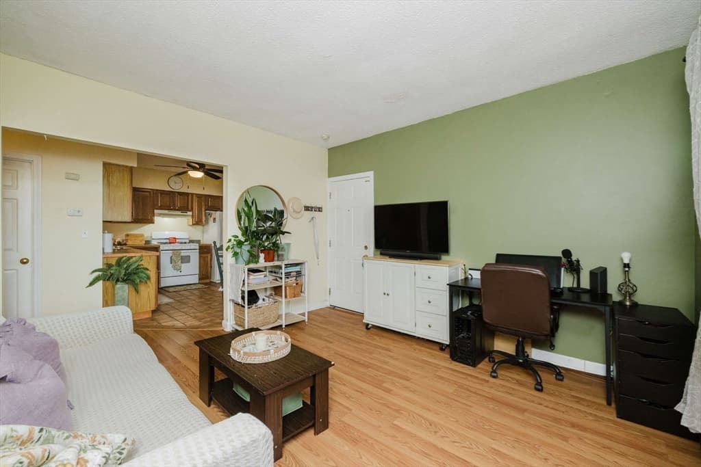 464 Bank Street # 10, Fall River MA 02720 photo 3