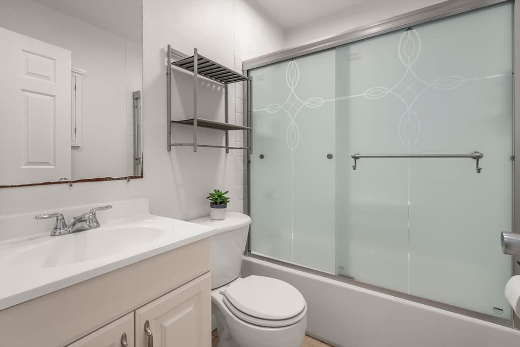 Condominium at 7 Central Square # 401, Lynn MA 01901, Lynn, photo 16 of 19