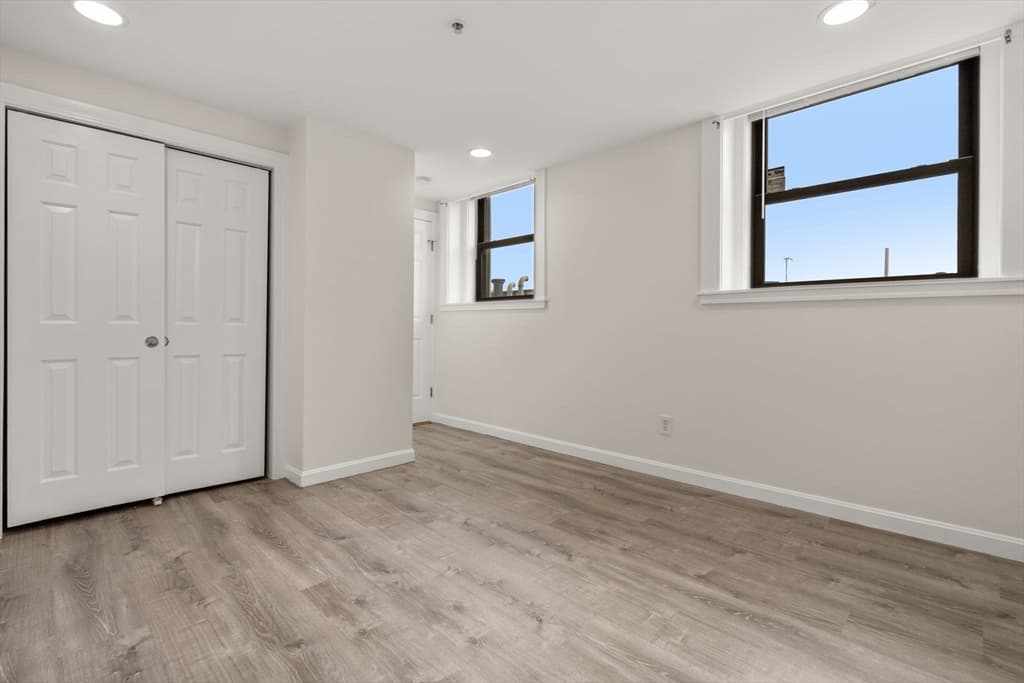 Condominium at 7 Central Square # 401, Lynn MA 01901, Lynn, photo 18 of 19
