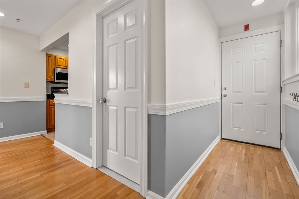 Condominium at 7 Central Square # 401, Lynn MA 01901, Lynn, photo 11 of 19