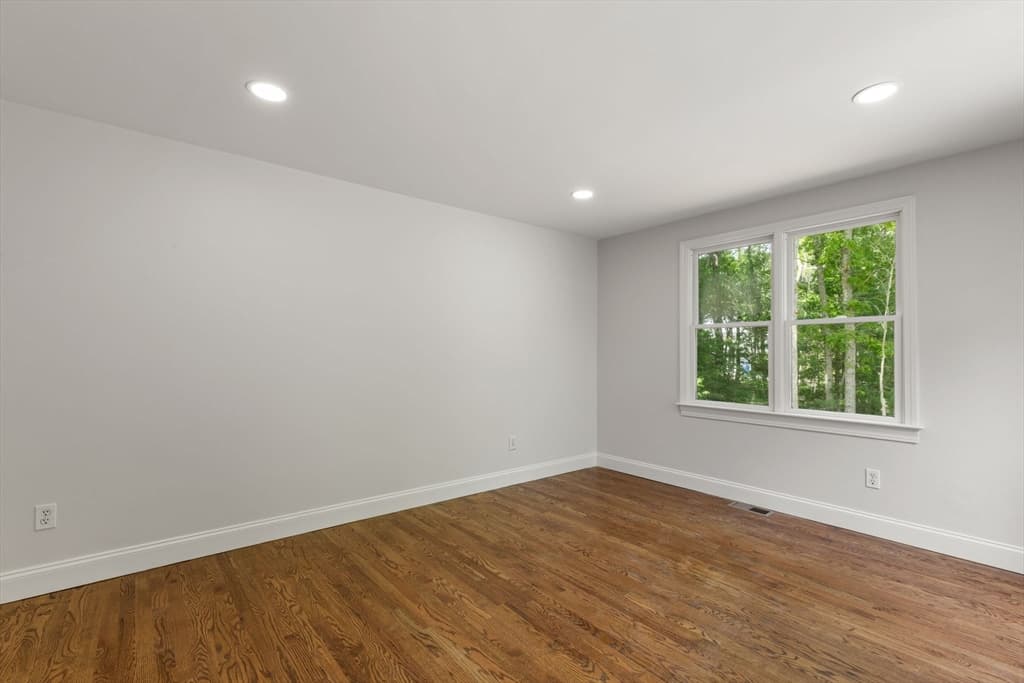 Single Family Residence at 24 Widow Coombs Walk, Sandwich MA 02563, photo 17 of 42