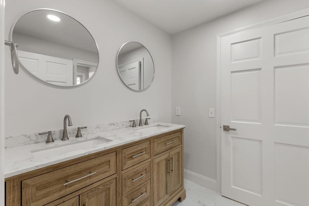 Single Family Residence at 24 Widow Coombs Walk, Sandwich MA 02563, photo 20 of 42