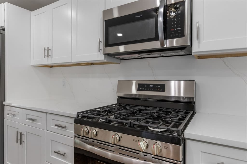Single Family Residence at 24 Widow Coombs Walk, Sandwich MA 02563, photo 11 of 42