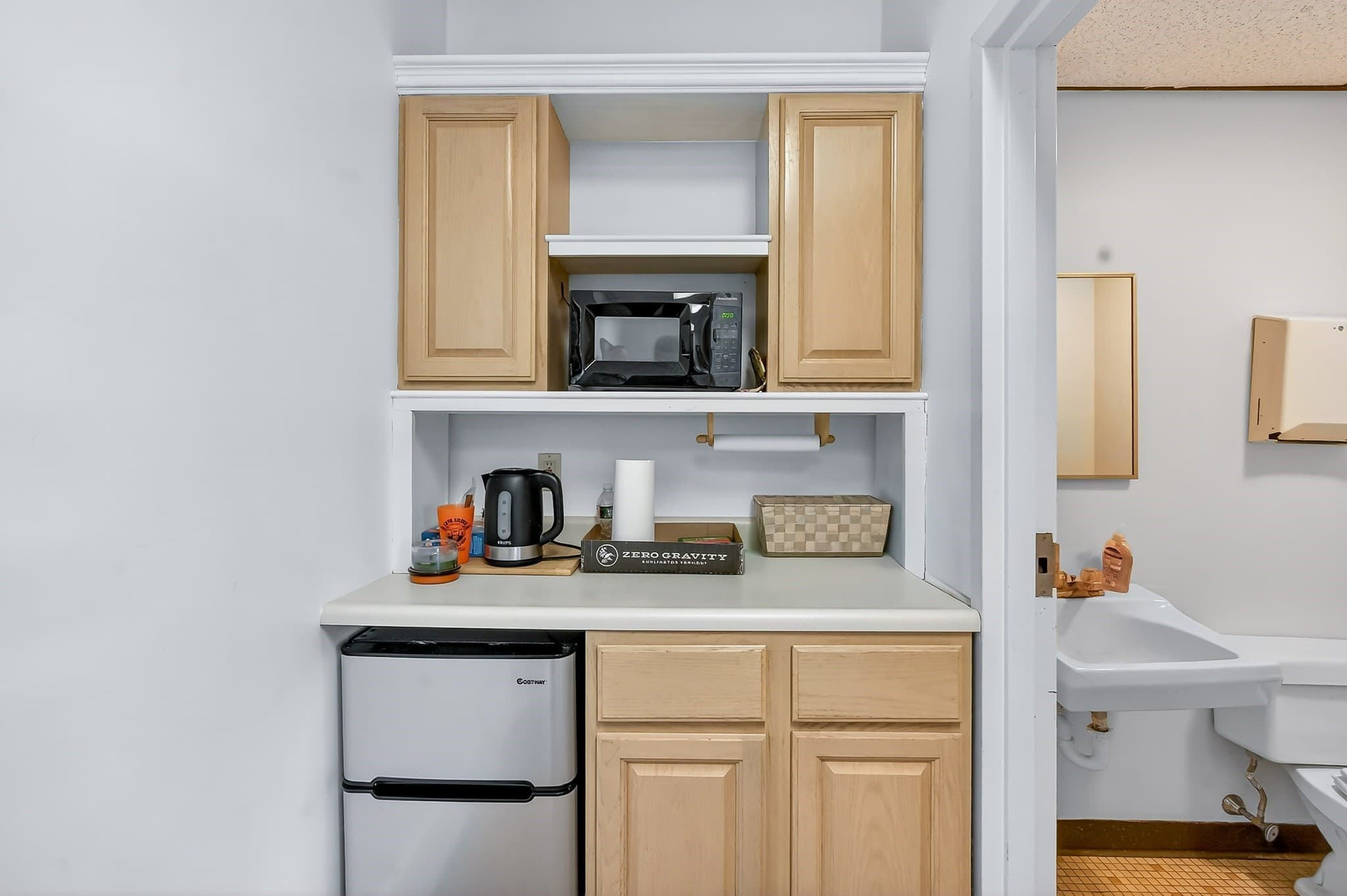 Commercial Sale at 123 S Main St, Athol MA 01331, photo 12 of 29