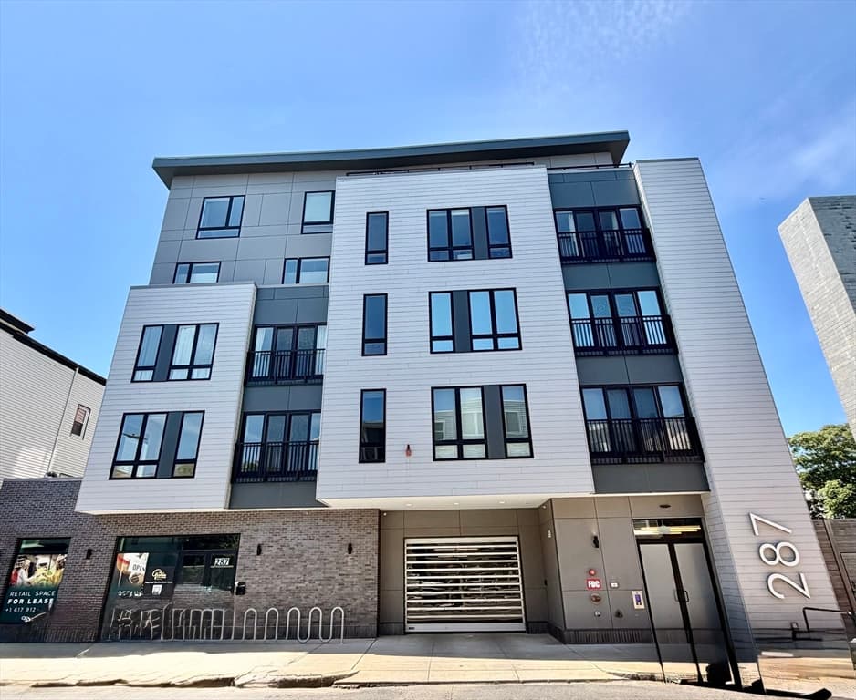 287 Maverick Avenue # 202, Boston MA 02128