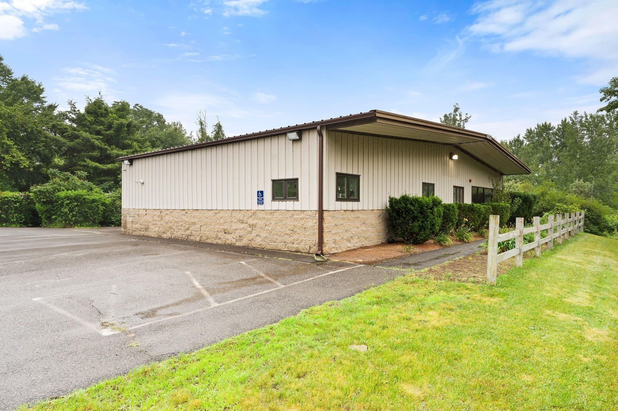 Commercial Sale at 1 Beverly Drive, Sterling MA 01564, photo 2 of 19