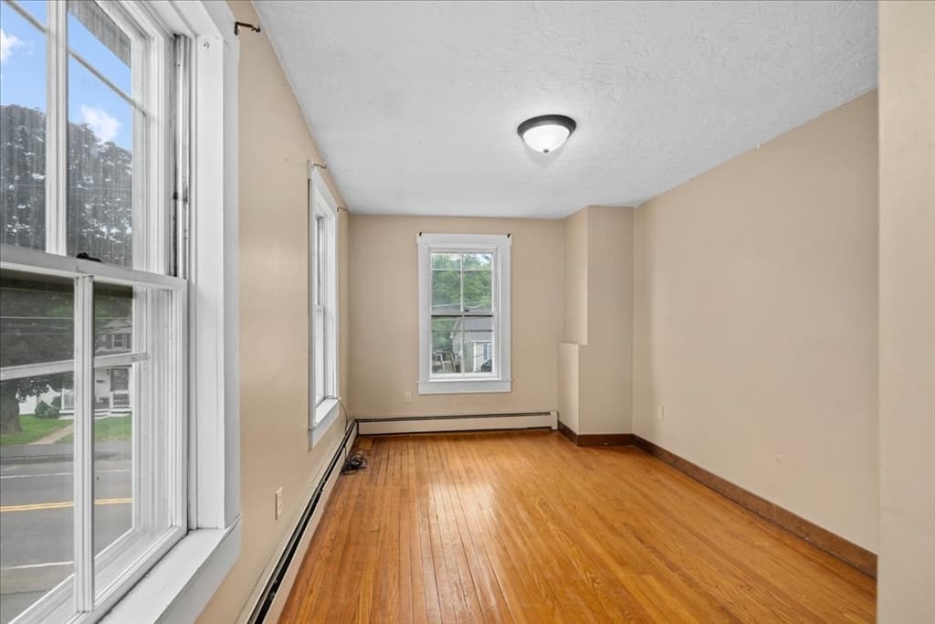 4 Family at 331 N Main St, North Brookfield MA 01535, photo 9 of 42