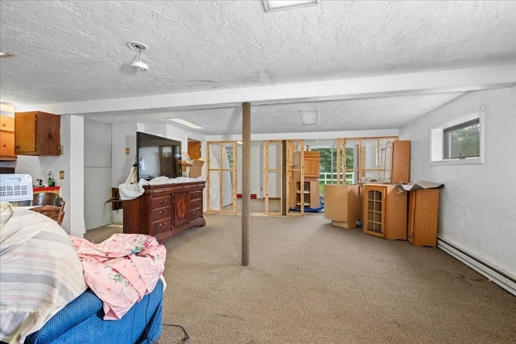 4 Family at 331 N Main St, North Brookfield MA 01535, photo 33 of 42
