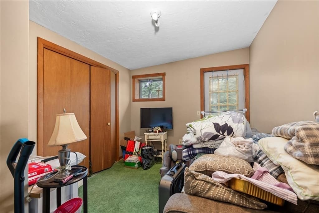 4 Family at 331 N Main St, North Brookfield MA 01535, photo 29 of 42