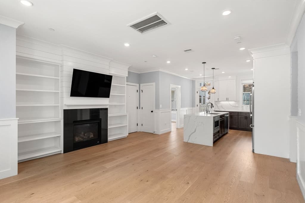 113 Beacon Street # B, Somerville MA 02143 photo 19