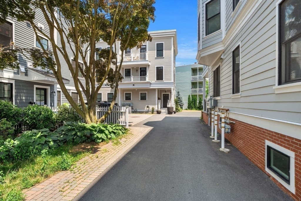 113 Beacon Street # B, Somerville MA 02143 photo 40