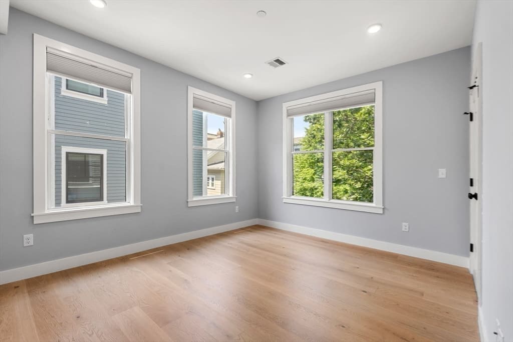 113 Beacon Street # B, Somerville MA 02143 photo 29