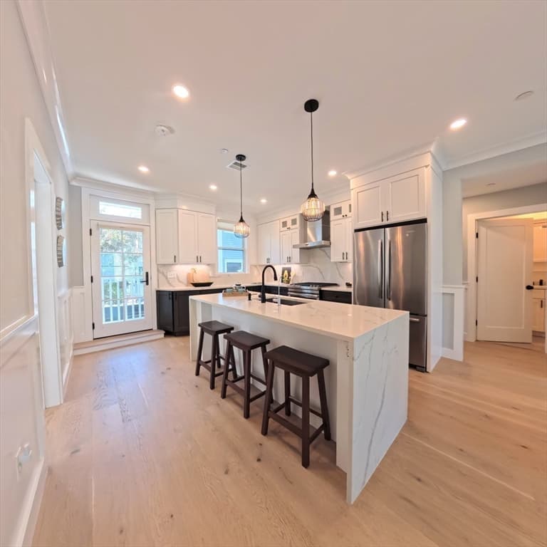 113 Beacon Street # B, Somerville MA 02143 photo 4