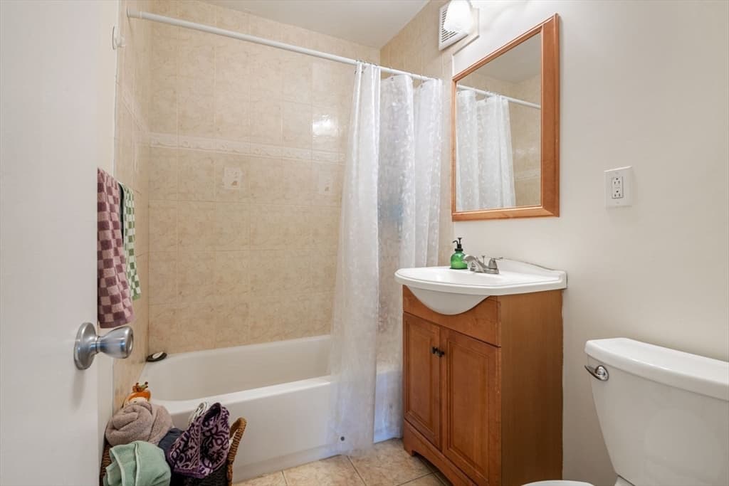Condominium at 2 Larose Pl # 10, Boston MA 02135, photo 15 of 22