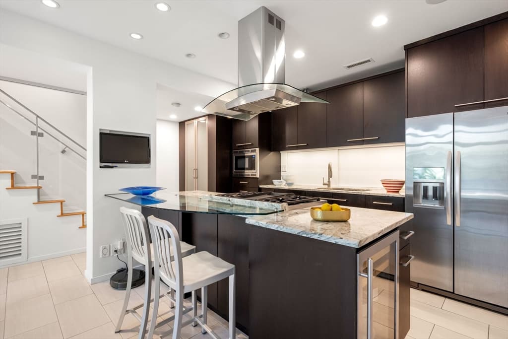 Condominium at 109 Chandler St # 1, Boston MA 02116, photo 13 of 35