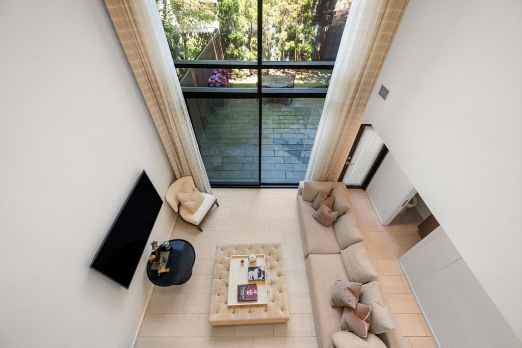 Condominium at 109 Chandler St # 1, Boston MA 02116, photo 12 of 35