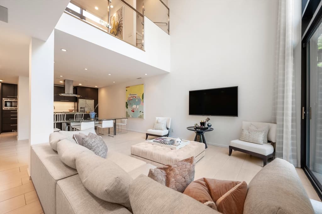 Condominium at 109 Chandler St # 1, Boston MA 02116, photo 7 of 35