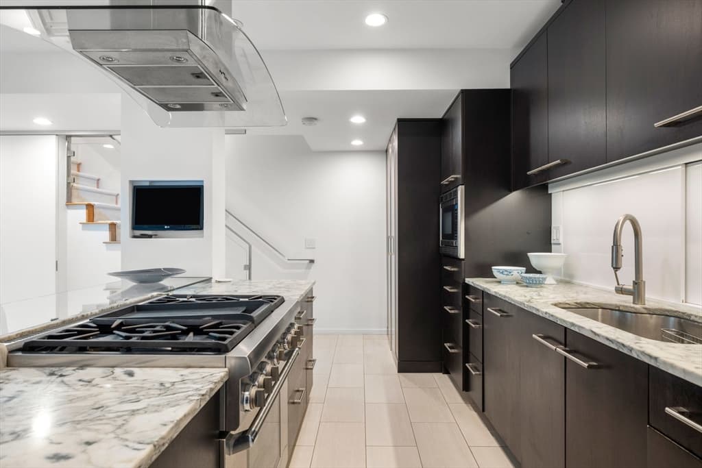 Condominium at 109 Chandler St # 1, Boston MA 02116, photo 14 of 35