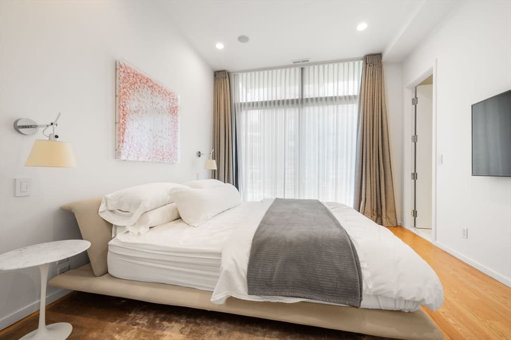 Condominium at 109 Chandler St # 1, Boston MA 02116, photo 19 of 35