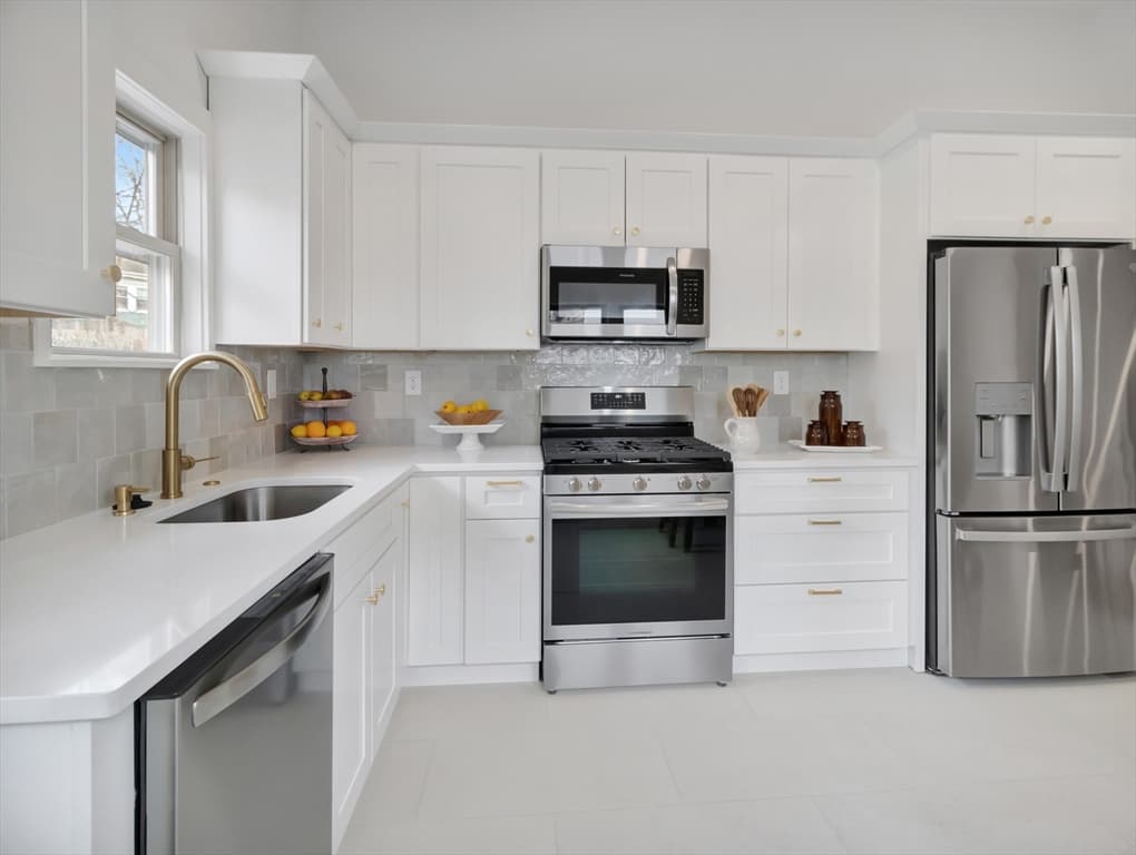 185 Colburn St # 185, Dedham MA 02026 photo 7