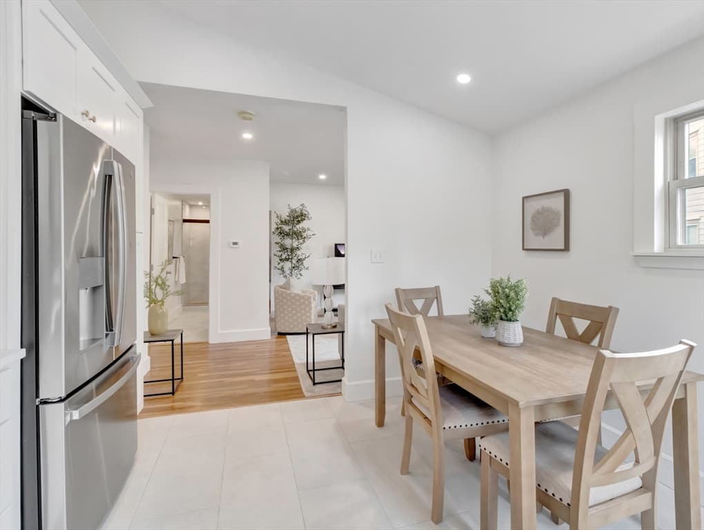 185 Colburn St # 185, Dedham MA 02026 photo 9