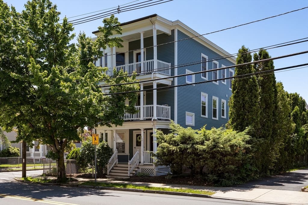 228-230 Euclid Ave, Lynn MA 01904