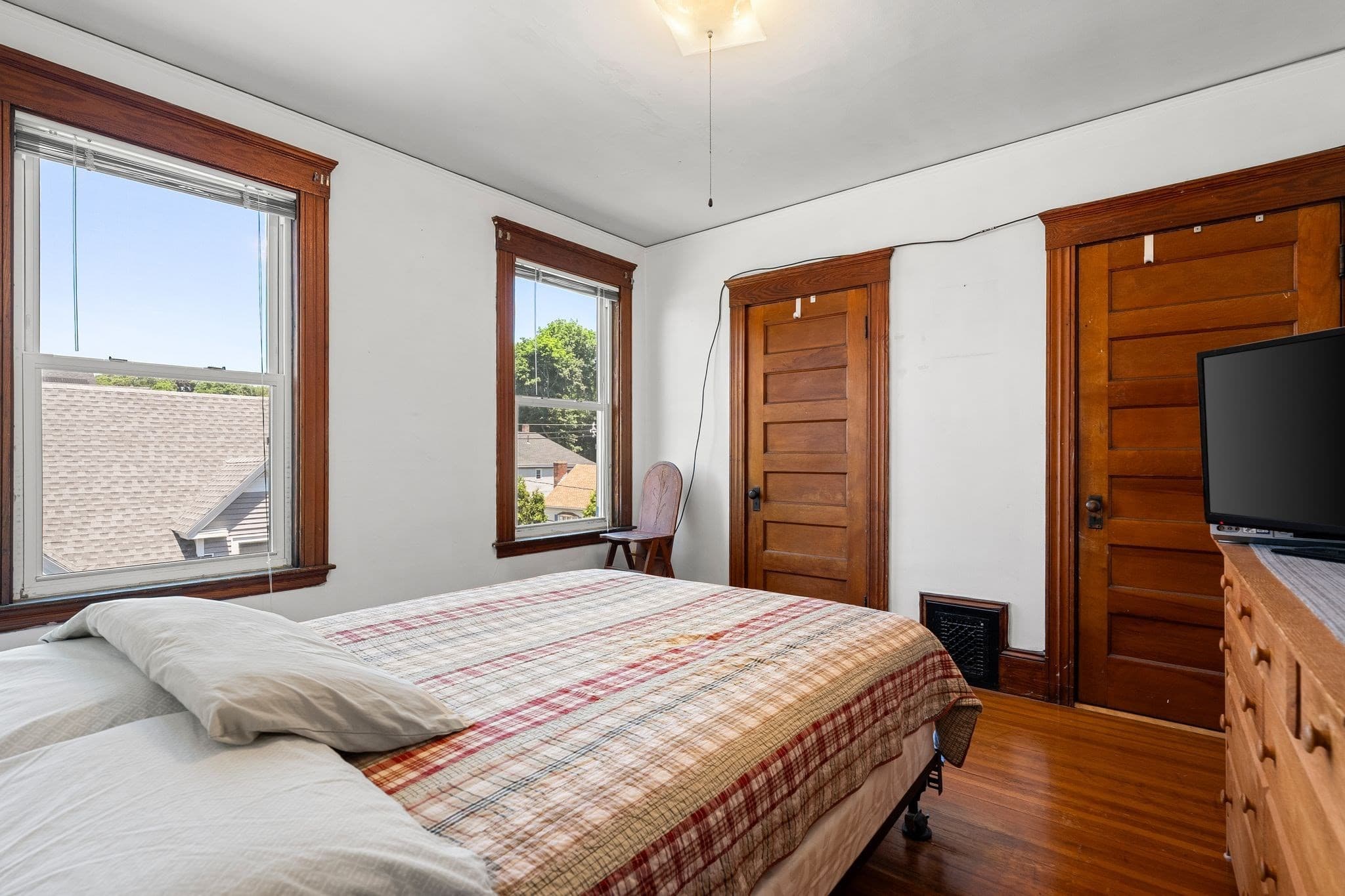 3 Family at 228-230 Euclid Ave, Lynn MA 01904, photo 31 of 42
