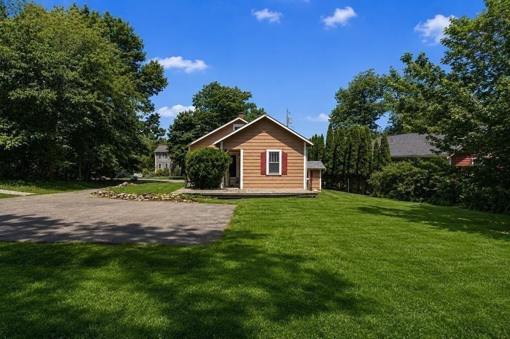 70 Groveland St, Abington MA 02351 photo 30