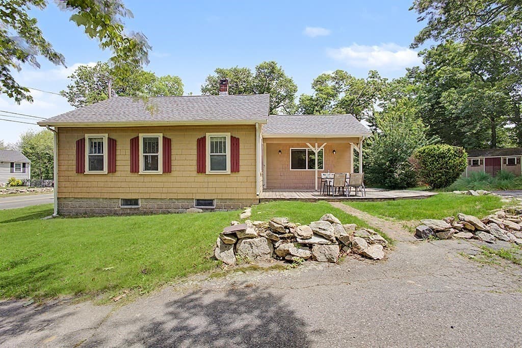 70 Groveland St, Abington MA 02351 photo 34