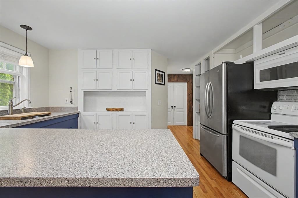 70 Groveland St, Abington MA 02351 photo 11