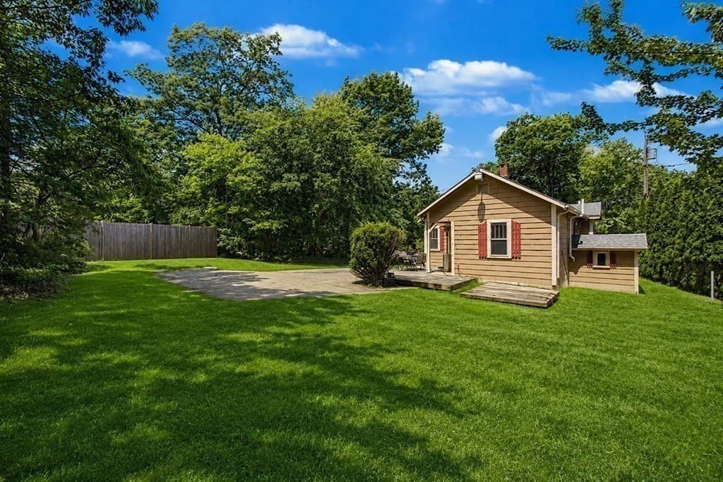 70 Groveland St, Abington MA 02351 photo 29